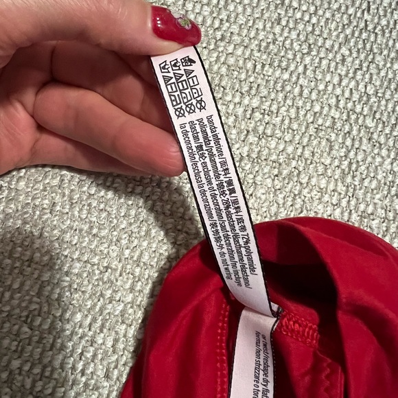 Victoria Secret bralette. Size XS. Super comfy. - Picture 4 of 5